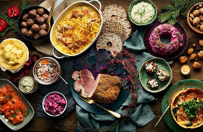 Här hittar du våra bästa recept och tips till julens mat, bak och godis!